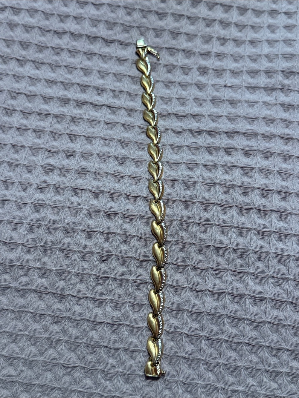 14K Gold Heart Link Bracelet